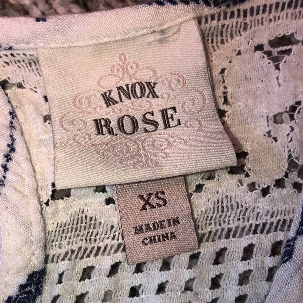 Top - Picture 4 of 6